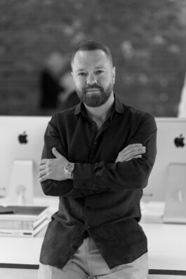 Daniel binder.communication